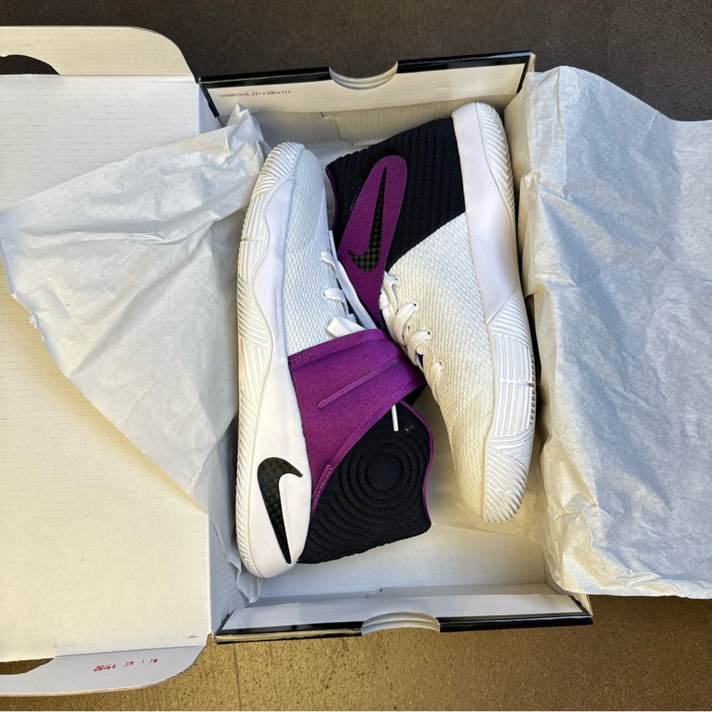 Kyrie 2, “kyrache” worn once